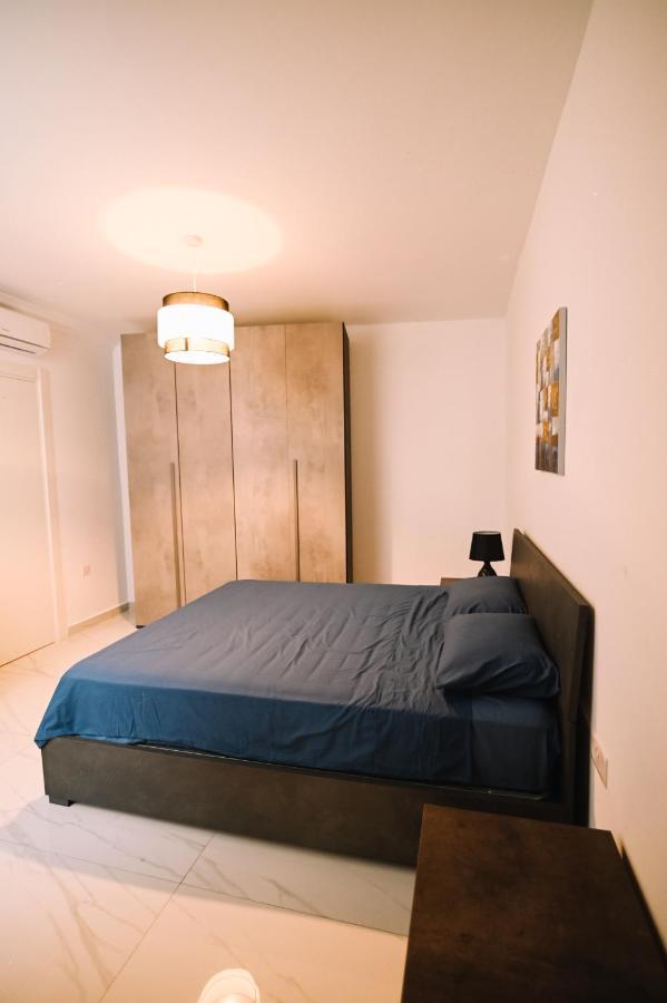 Spacious 3 Bedroom In Sliema! Buitenkant foto