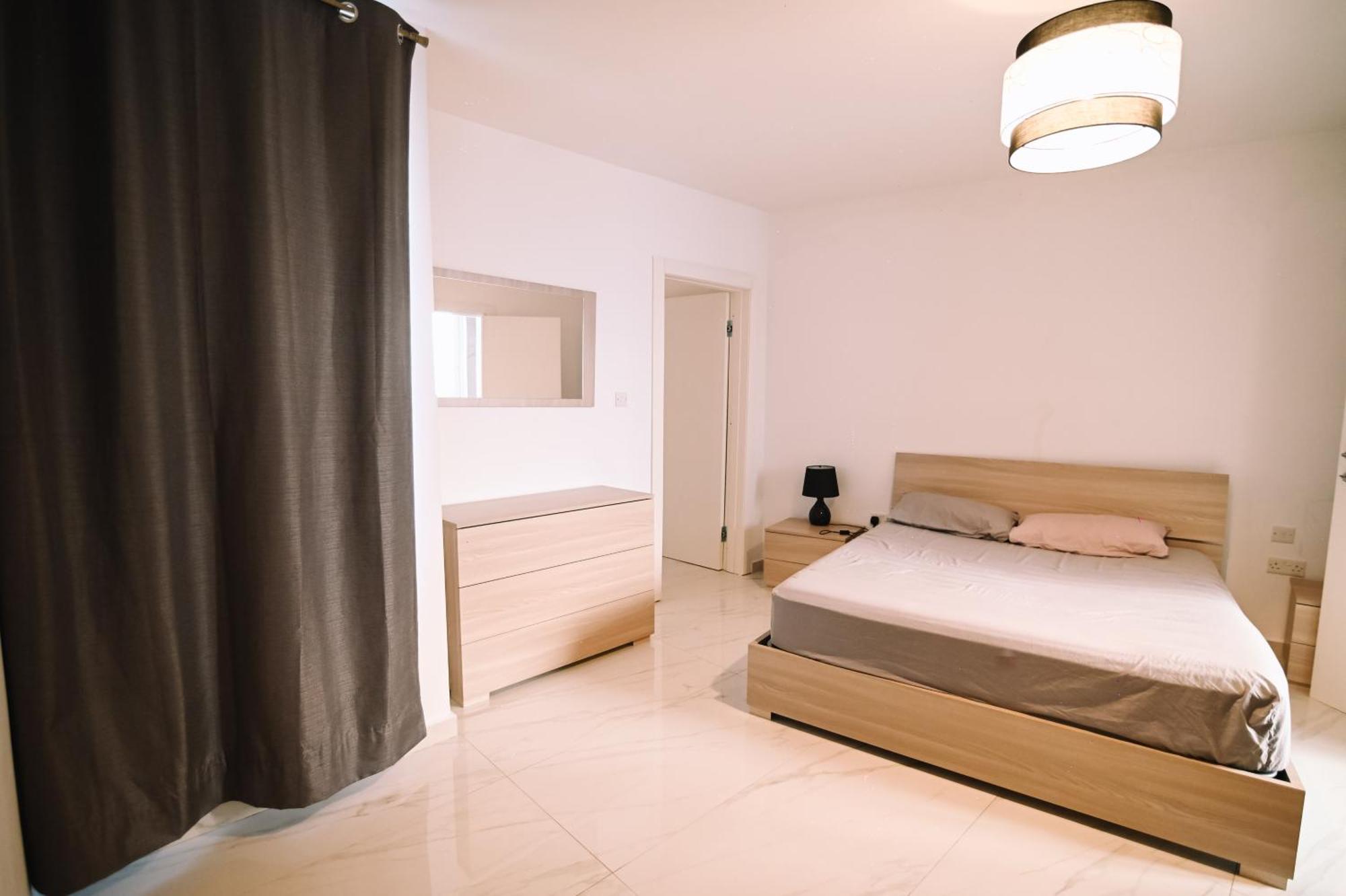 Spacious 3 Bedroom In Sliema! Buitenkant foto